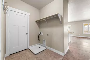 1587 W 430 N, Lindon, UT 84042 - Photo 12