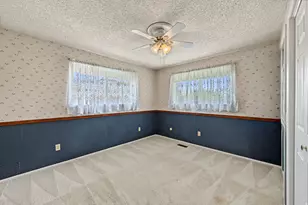 1390 W Marinwood Ave S, Taylorsville, UT 84123 - Photo 26