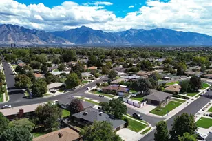 1390 W Marinwood Ave S, Taylorsville, UT 84123 - Photo 48