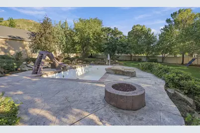 1724 E Ellerbeck Ln, Draper, UT 84020 - Photo 62