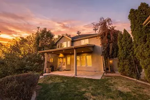 1724 E Ellerbeck Ln, Draper, UT 84020 - Photo 12