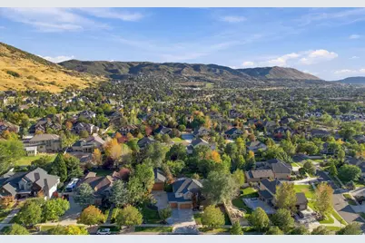 1724 E Ellerbeck Ln, Draper, UT 84020 - Photo 72