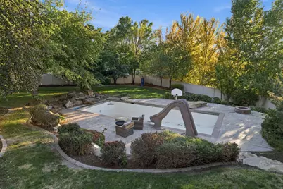 1724 E Ellerbeck Ln, Draper, UT 84020 - Photo 66