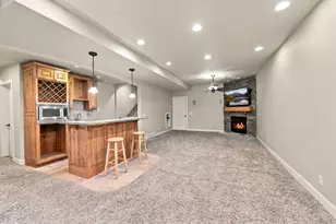 1724 E Ellerbeck Ln, Draper, UT 84020 - Photo 50