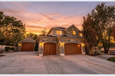 1724 E Ellerbeck Ln, Draper, UT 84020 - Photo 2