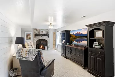 428 N 1180 E #4, Pleasant Grove, UT 84062 - Photo 44