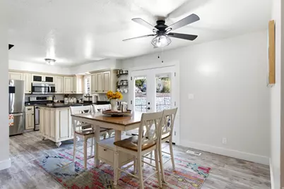 428 N 1180 E #4, Pleasant Grove, UT 84062 - Photo 12