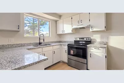 5363 S Ridgecrest Dr W, Taylorsville, UT 84129 - Photo 8