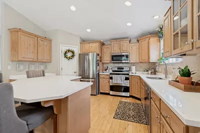 14767 S Brewster Dr E, Draper, UT 84020 - Photo 8