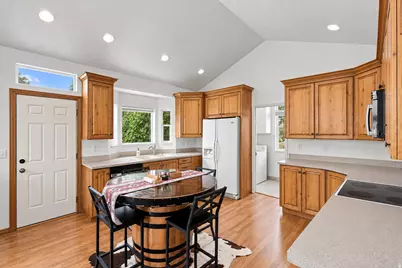 544 N 360 E, Salem, UT 84653 - Photo 4