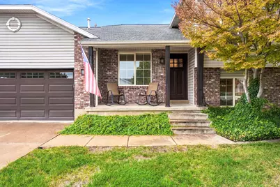 1886 S Dahl Ln, Syracuse, UT 84075 - Photo 2
