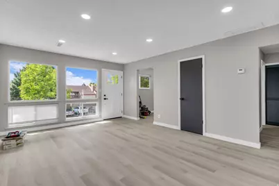 2194 N 220 E, Provo, UT 84604 - Photo 6