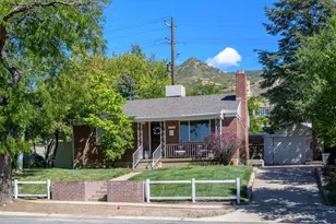 2209 S Broadmoor St, Salt Lake City, UT 84109 - Photo 2