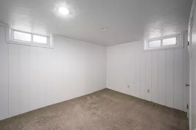 2209 S Broadmoor St, Salt Lake City, UT 84109 - Photo 18