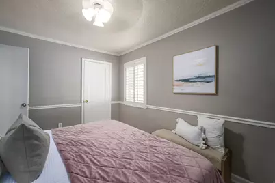 2209 S Broadmoor St, Salt Lake City, UT 84109 - Photo 14