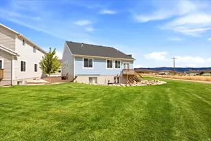 2233 S Beachcomber Ln, Garden City, UT 84028 - Photo 30