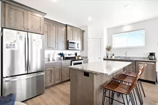 2233 S Beachcomber Ln, Garden City, UT 84028 - Photo 8