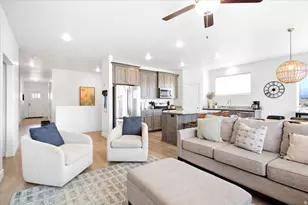 2233 S Beachcomber Ln, Garden City, UT 84028 - Photo 4