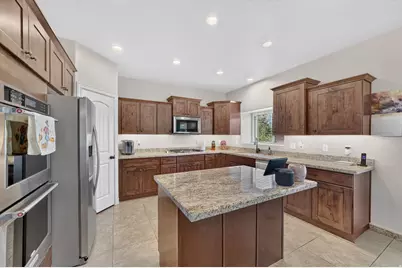 2237 W 7550 S, West Jordan, UT 84084 - Photo 6