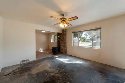 5146 S 4660 W, Kearns, UT 84118 - Photo 6