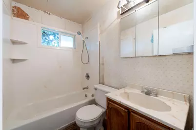 5146 S 4660 W, Kearns, UT 84118 - Photo 16