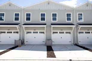 1226 E Goldie Lou Ln Unit, Eagle Mountain, UT 84005 - Photo 2