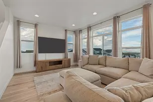 6637 S Skyloop Dr, West Jordan, UT 84081 - Photo 8