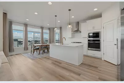 6637 S Skyloop Dr, West Jordan, UT 84081 - Photo 10