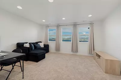 6637 S Skyloop Dr, West Jordan, UT 84081 - Photo 22