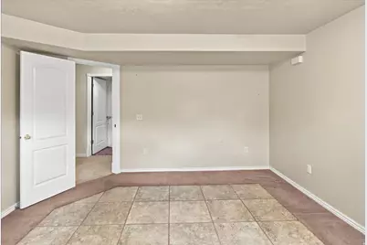 939 S Wind River Way W, Kaysville, UT 84037 - Photo 30
