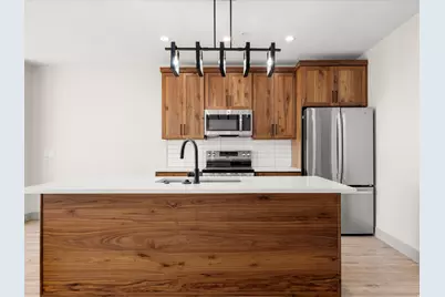 35 E 150 S #D201, Garden City, UT 84028 - Photo 6