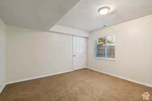 11250 S Crescent Vista Ln E, Sandy, UT 84070 - Photo 32