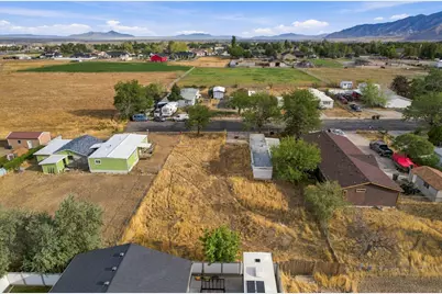 721 Marlette Dr, Tooele, UT 84074 - Photo 14