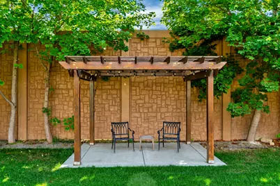 932 E 840 N, Orem, UT 84097 - Photo 36