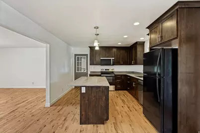 1185 E 800 N, Lehi, UT 84043 - Photo 10