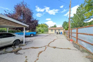157 W 500 S, Logan, UT 84321 - Photo 30