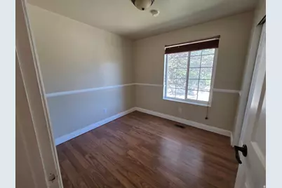 830 E Gatewood Dr S, Sandy, UT 84094 - Photo 20