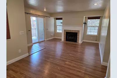 830 E Gatewood Dr S, Sandy, UT 84094 - Photo 4