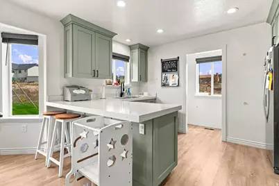 290 W 400 N, Fountain Green, UT 84632 - Photo 8