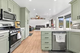 290 W 400 N, Fountain Green, UT 84632 - Photo 10