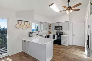 49 N 1300 E, Pleasant Grove, UT 84062 - Photo 12