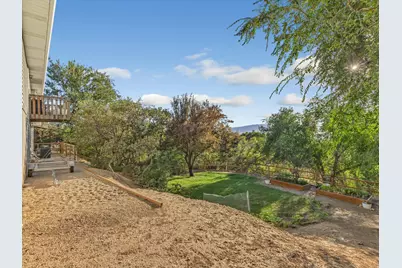 49 N 1300 E, Pleasant Grove, UT 84062 - Photo 30