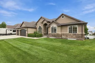 1078 N Coyote Run, Saratoga Springs, UT 84045 - Photo 50