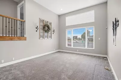 4461 S 1600 W, Roy, UT 84067 - Photo 8