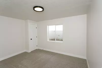 1483 N 380 E, Tooele, UT 84074 - Photo 16