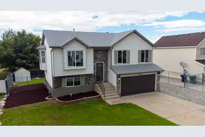 5515 S 4175 W, Roy, UT 84067 - Photo 2
