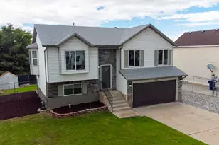 5515 S 4175 W, Roy, UT 84067 - Photo 2