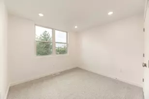 257 W Bishop Pl, Salt Lake City, UT 84103 - Photo 16