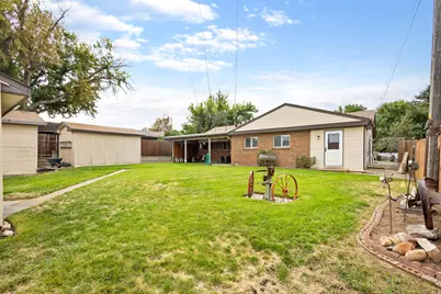 102 W 1550 N, Sunset, UT 84015 - Photo 6