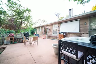2580 E Country Oaks Dr, Layton, UT 84040 - Photo 26